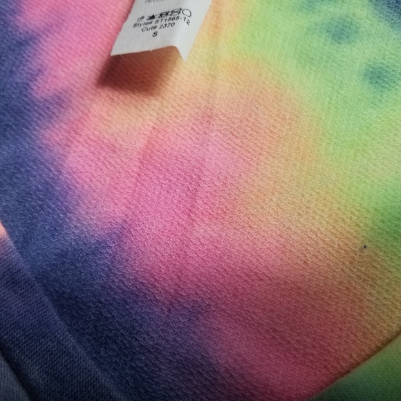 NWOT HEIMISH USA WOMEN'S TIE DYE V-NECK BLOUSE SIZE SMALL - Picture 9 of 9